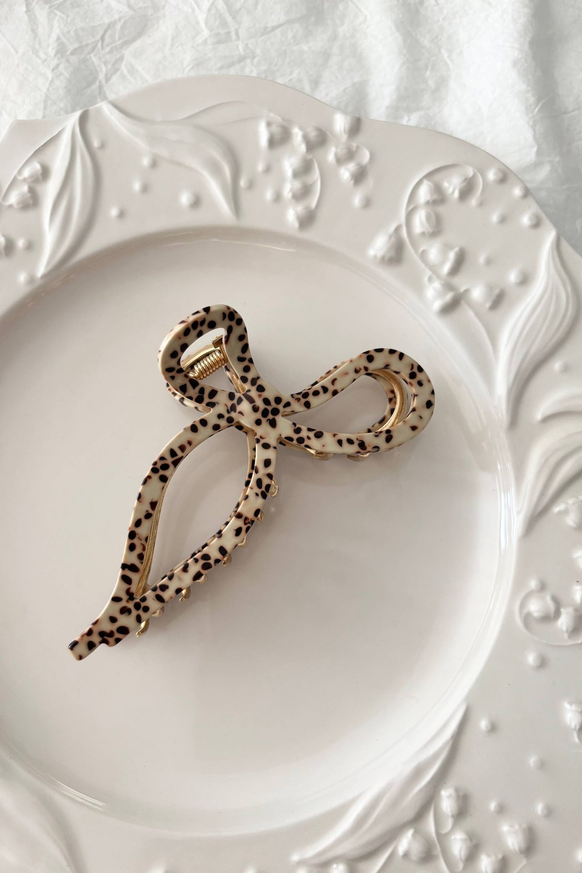BOW CLIP