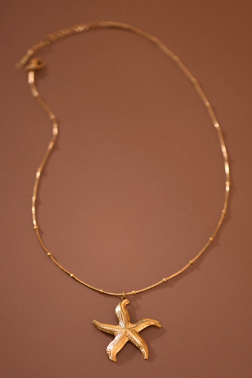 STARFISH NECKLACE