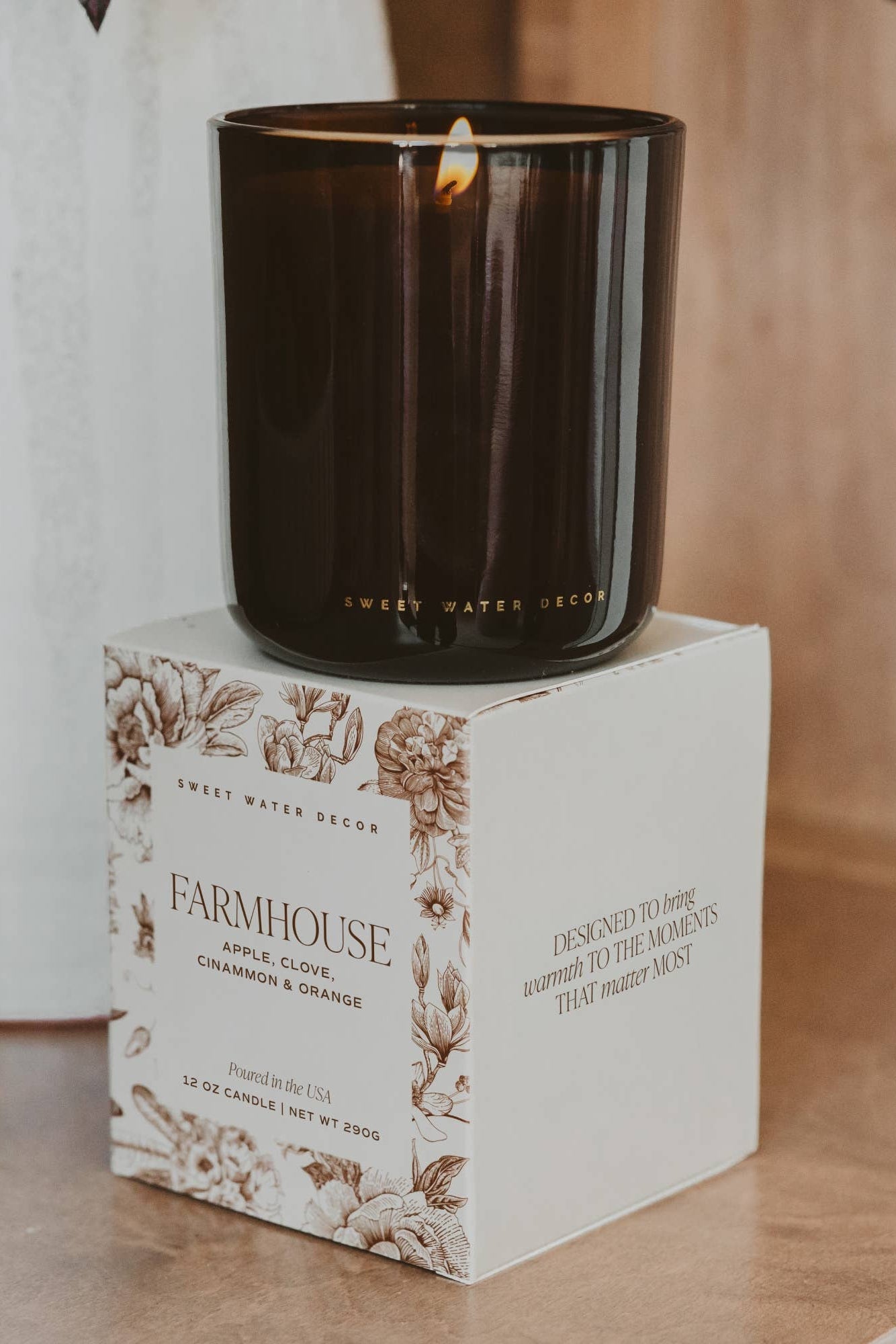 FARMHOUSE 12OZ SOY CANDLE