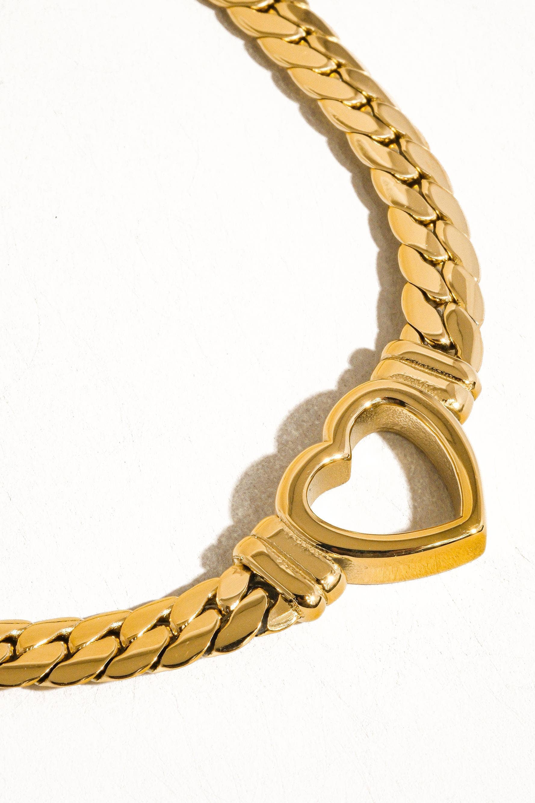 TESSA HEART NECKLACE