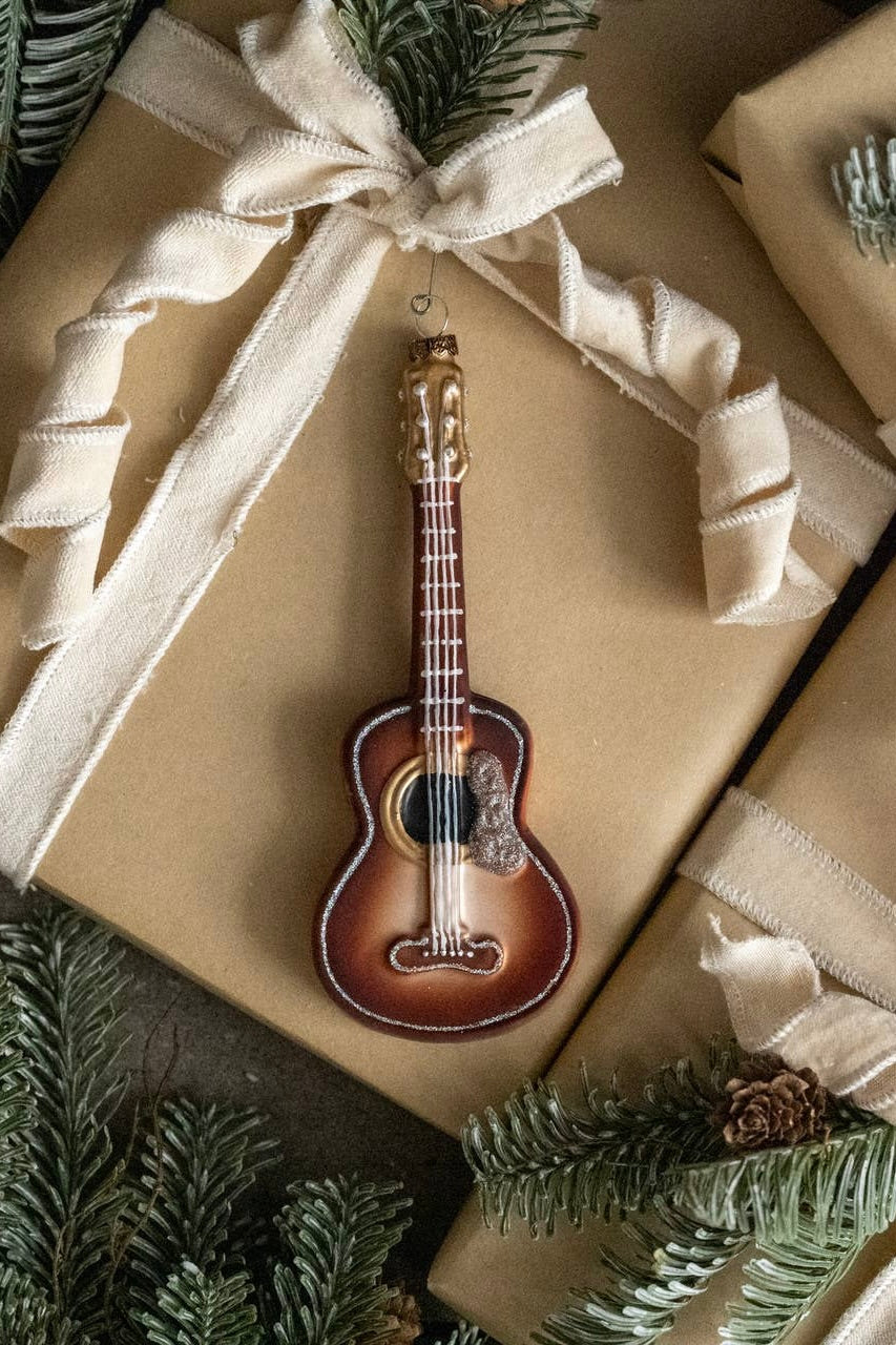 GUITAR ORNAMENT