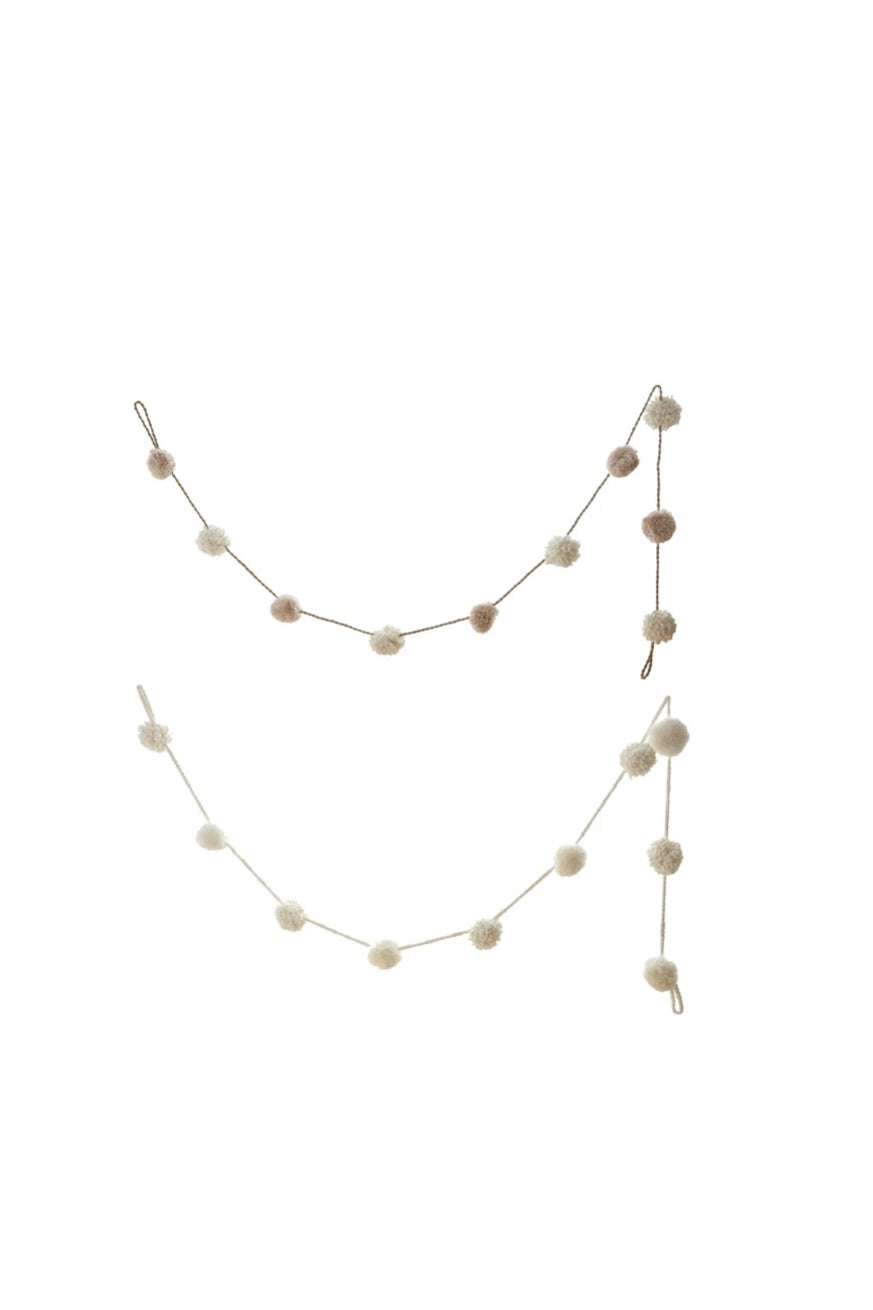 POM POM GARLAND