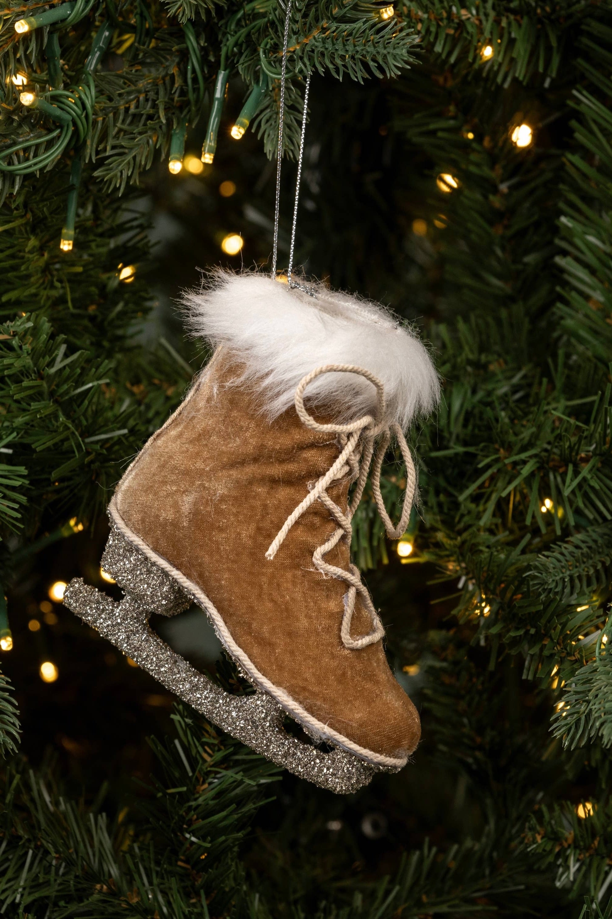 VELVET ICE SKATE ORNAMENT