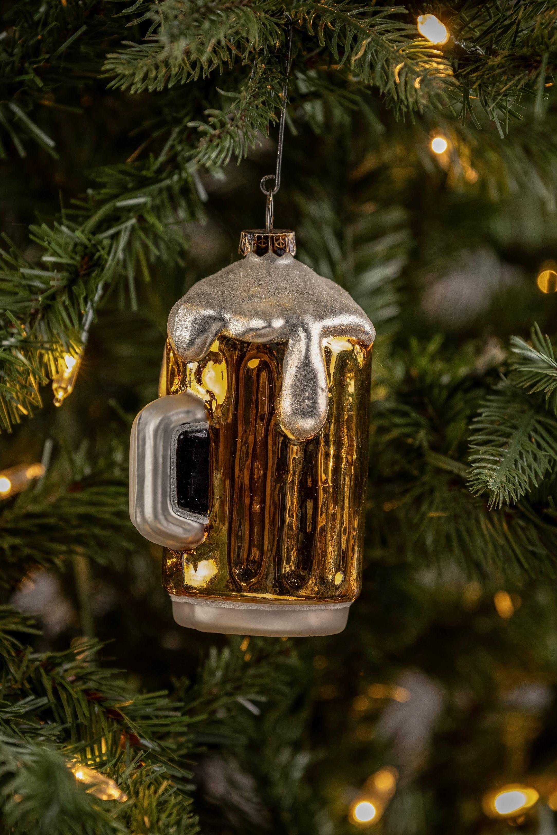 FROSTY BEER MUG ORNAMENT
