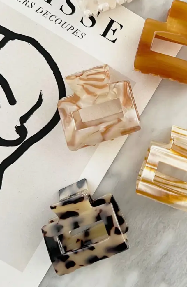 MINI CUTOUT CLAW CLIP