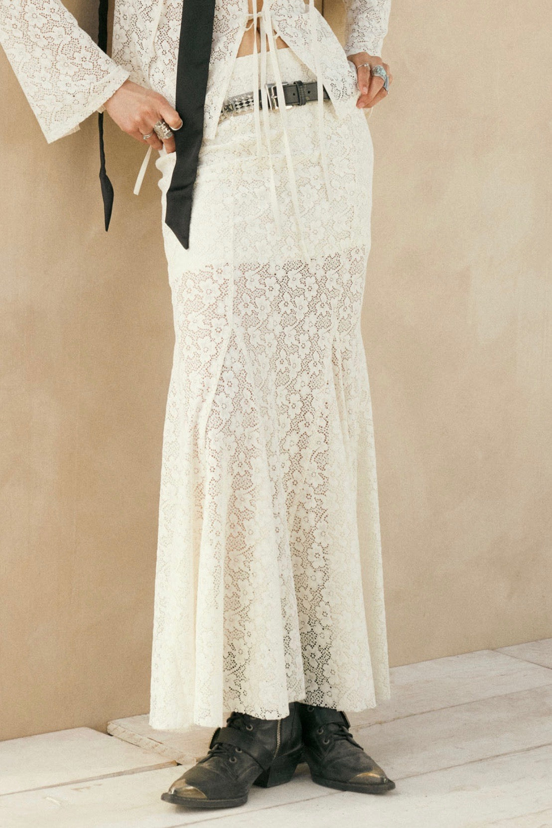 CHABLIS LACE SKIRT