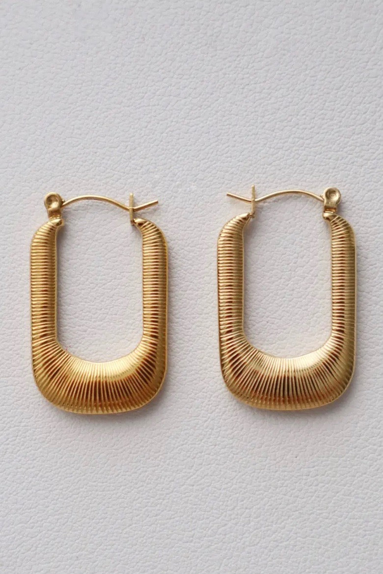 JESSA JEWELRY - LUNA HOOPS