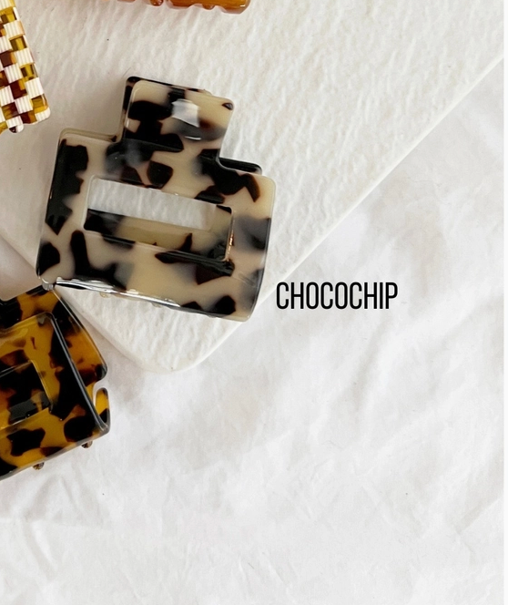 MINI CUTOUT CLAW CLIP
