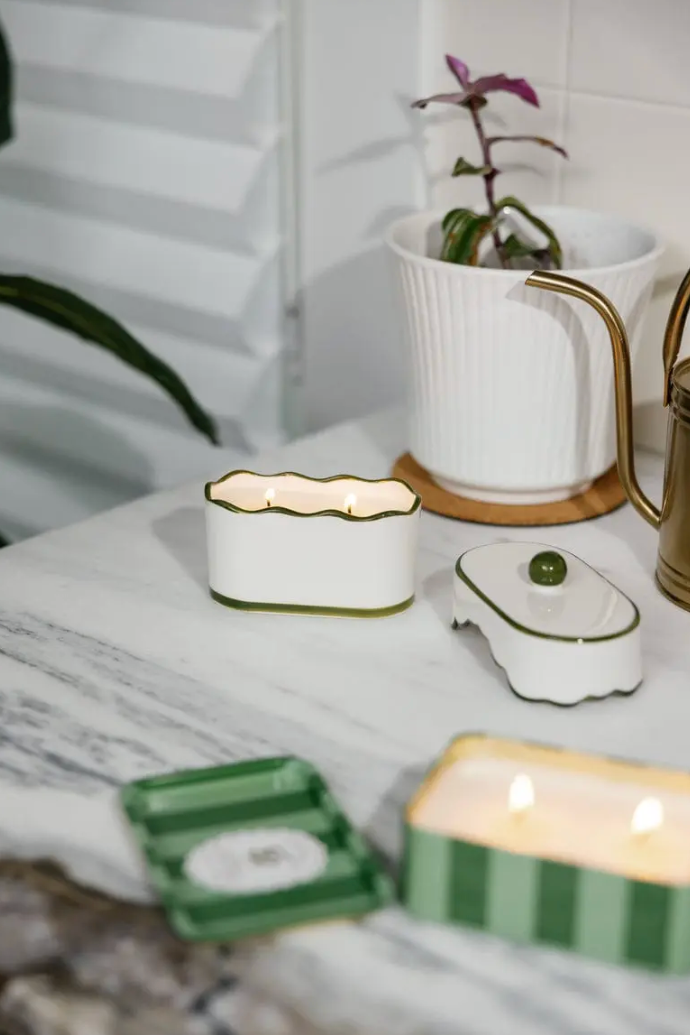 PADDYWAX - CHERIE 5.5 0Z CANDLE - SMOKED PISTACHIO
