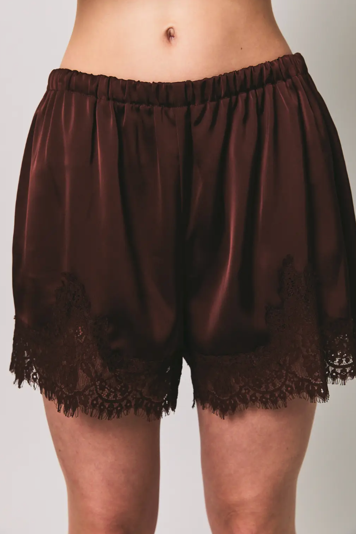 CHARLOTTE SHORT