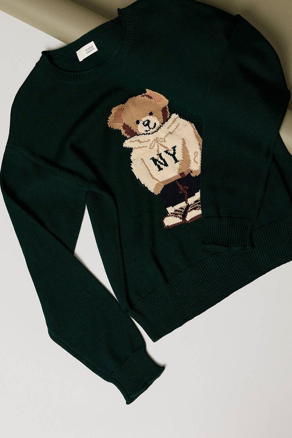 MANHATTAN BEAR SWEATER