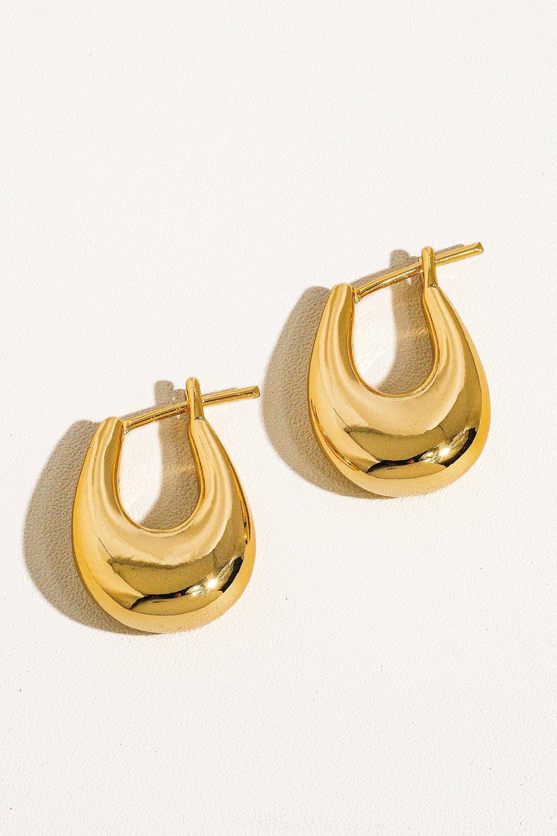 QUINN EARRING