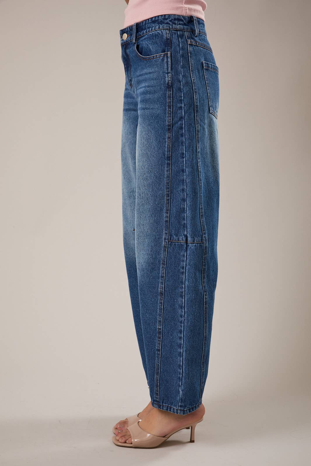 MID-RISE BARREL JEANS