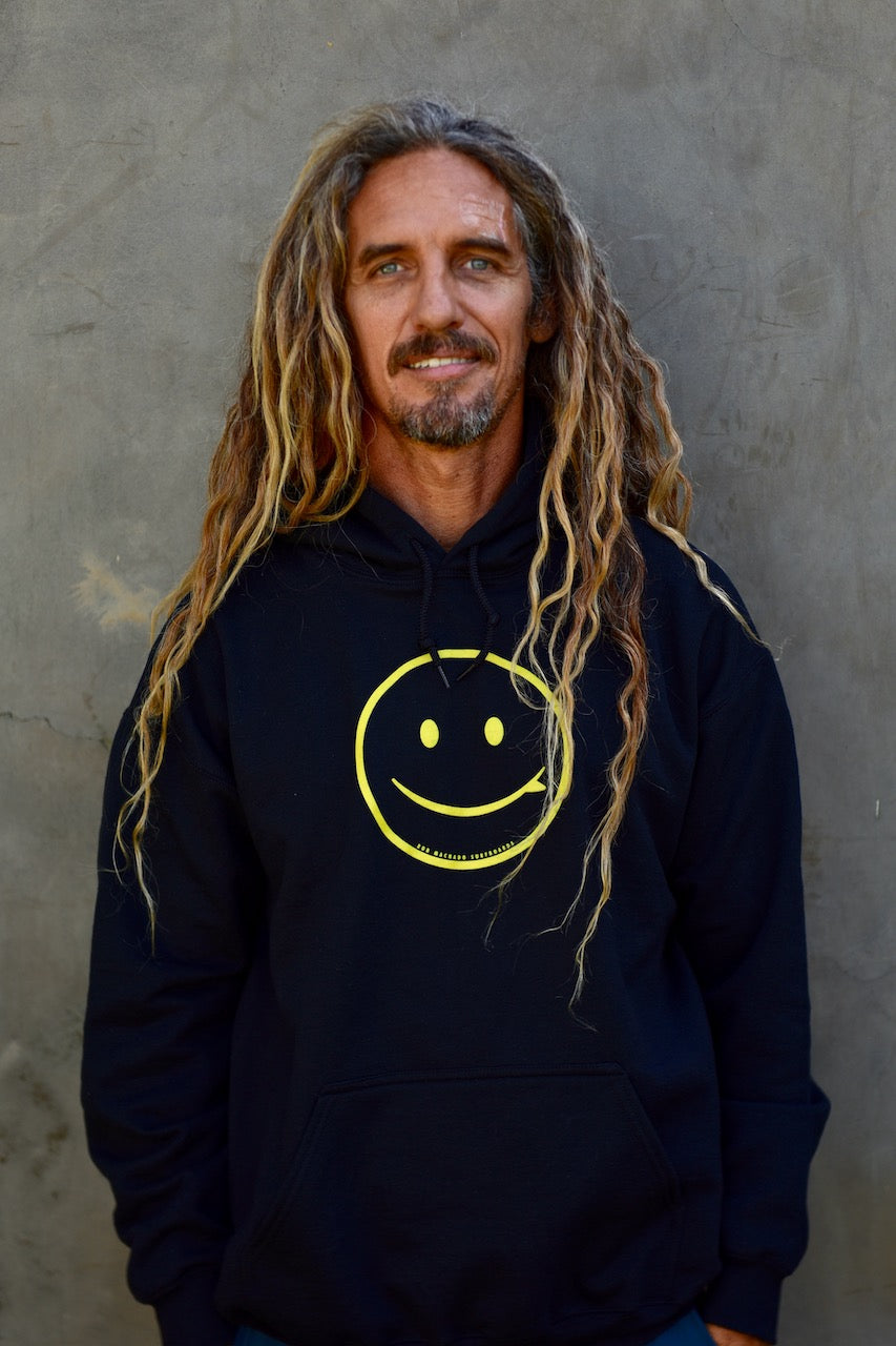 RMS SMILEY HOODIE 2.0 - BLACK W/YELLOW