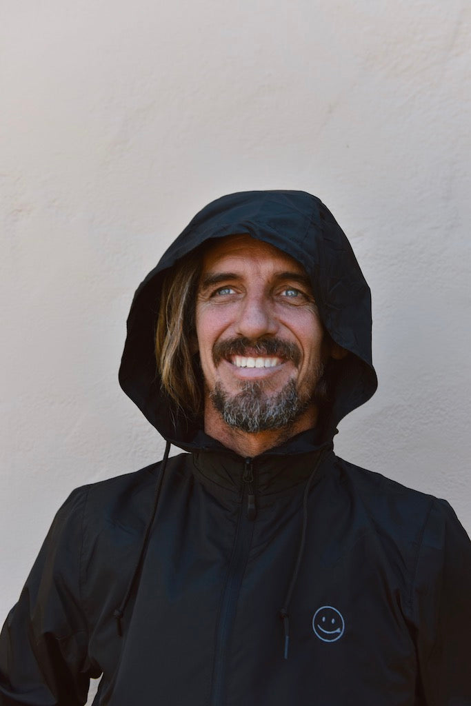 GEORGE'S WINDBREAKER