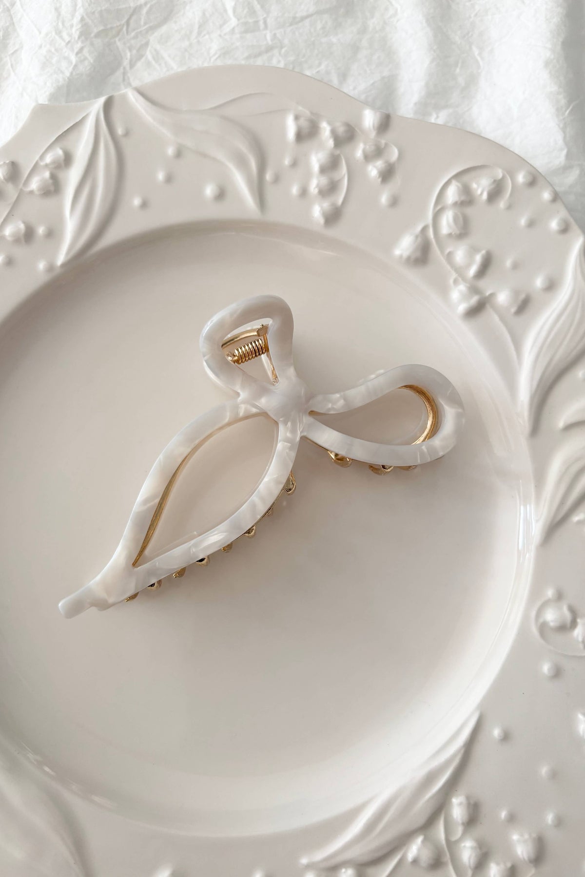 BOW CLIP