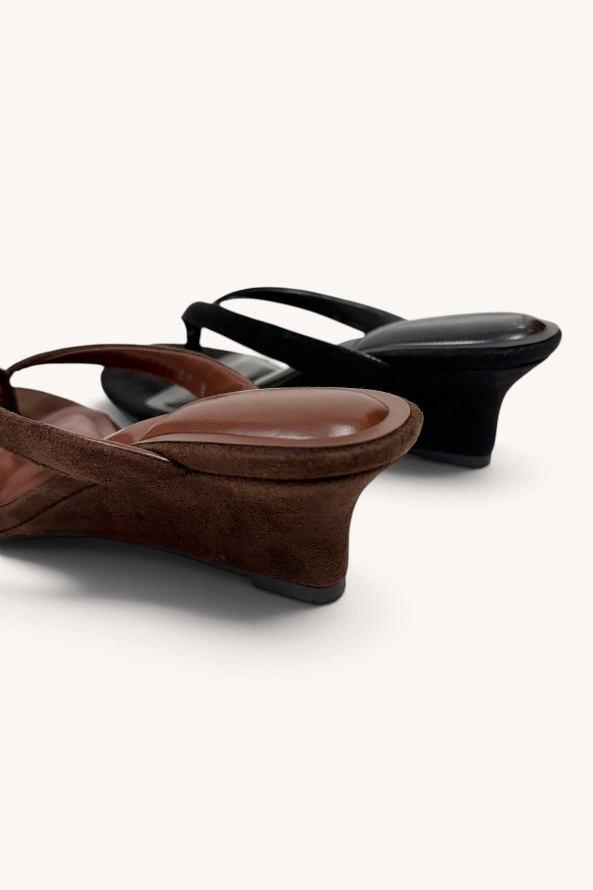 HALEY KITTEN HEEL