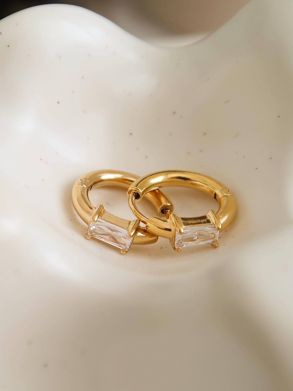 ADHARA HUGGIE EARRINGS