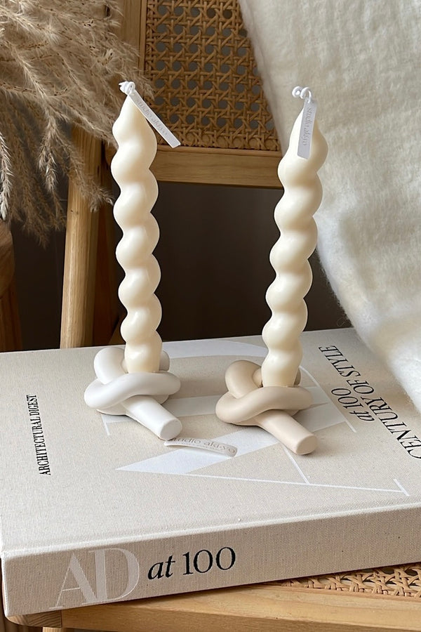 KNOT TAPER CANDLE HOLDER
