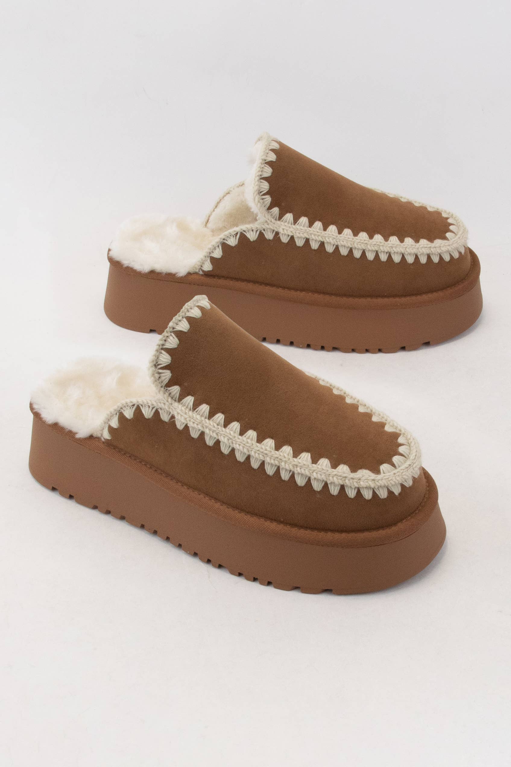 SURREY SHERPA MOCCASIN