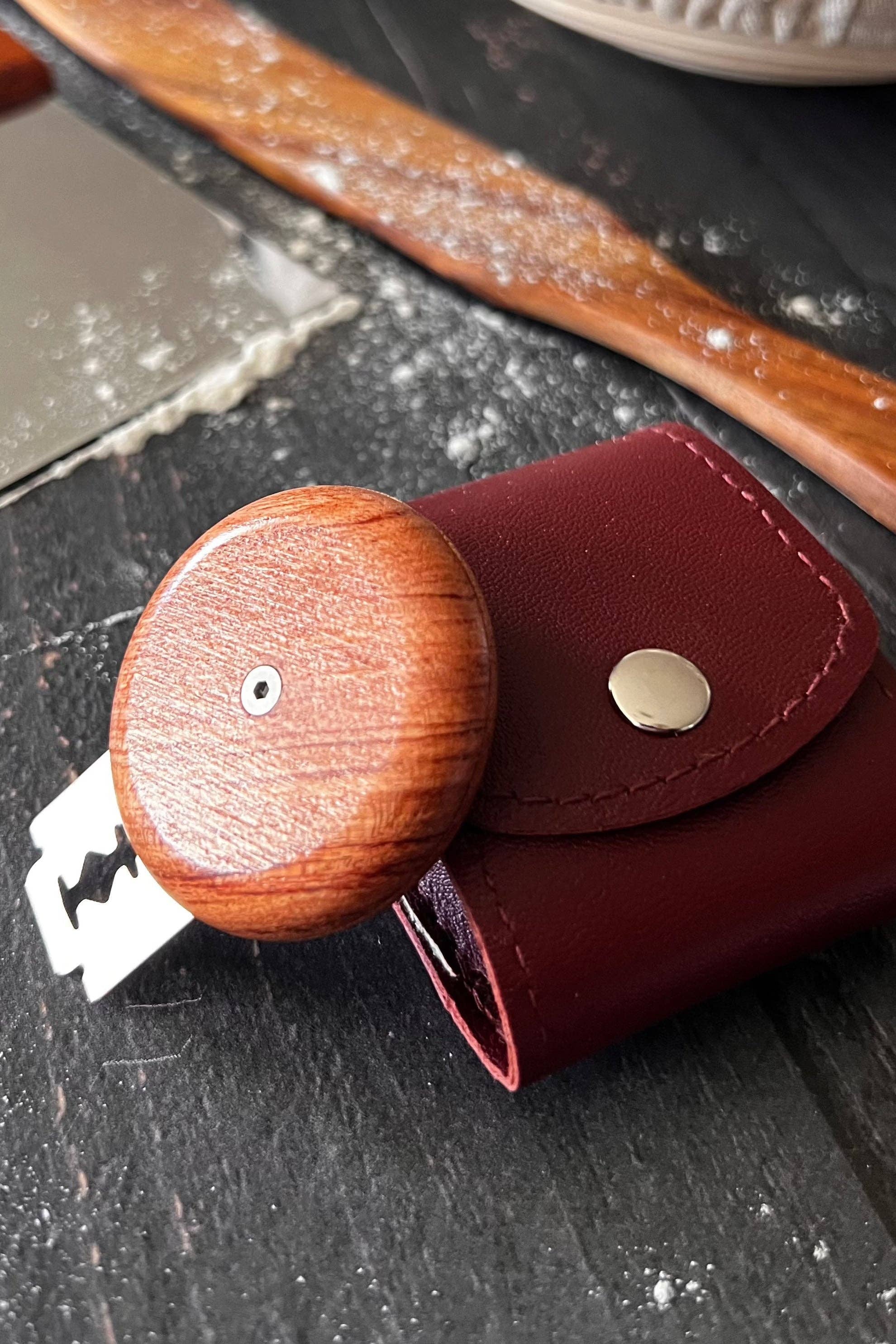 THE FRENCH BREAD LAME