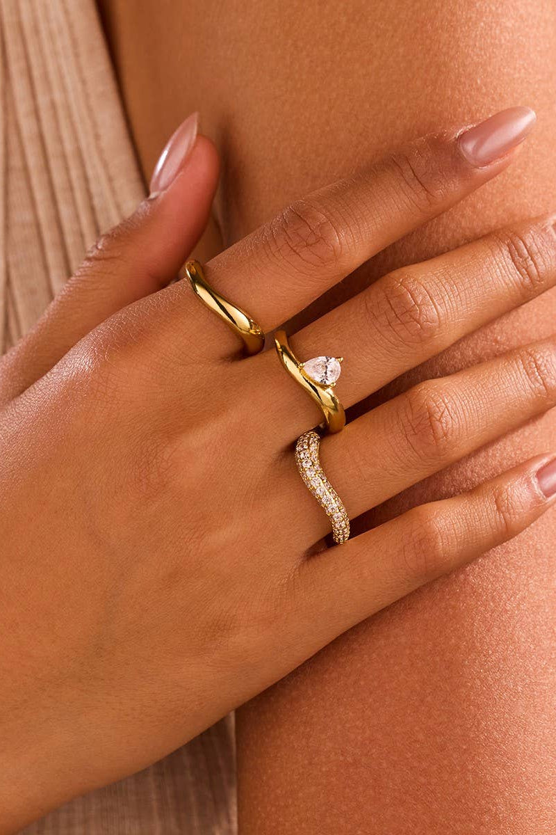 RHINESTONE RING SET