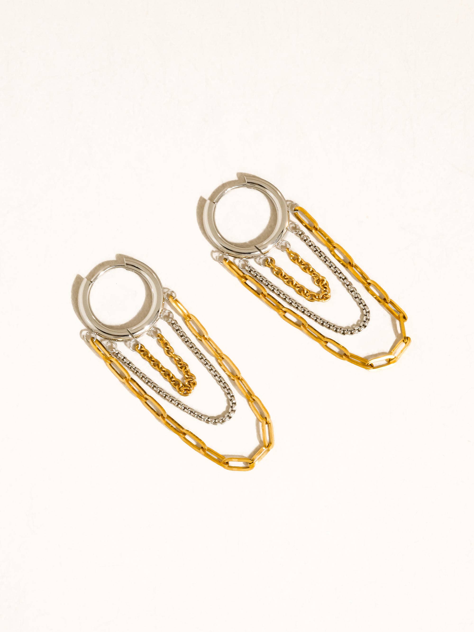 VIANNE CHAIN EARRING