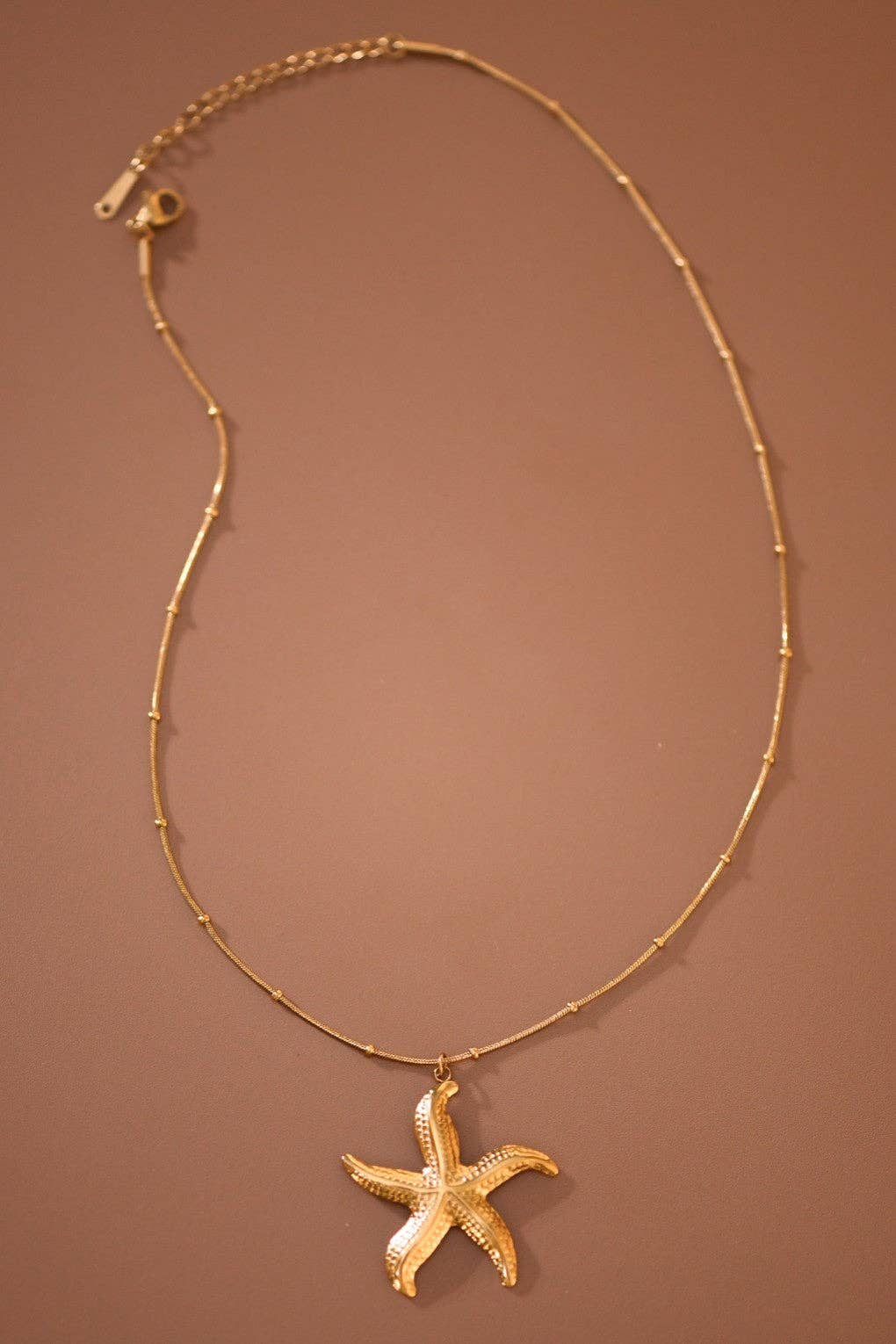 STARFISH NECKLACE