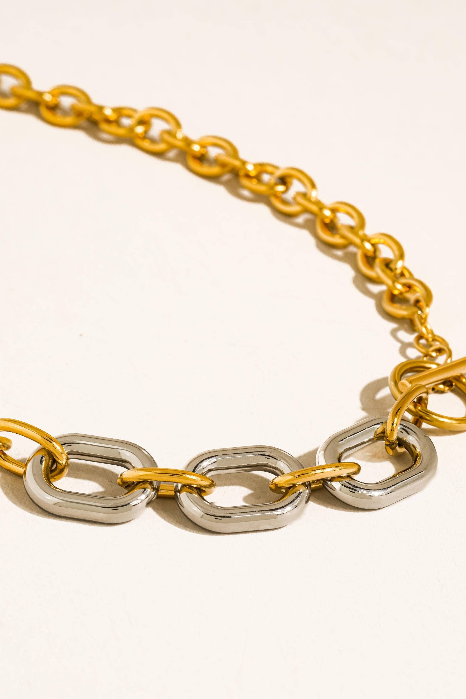 LURETTE NECKLACE