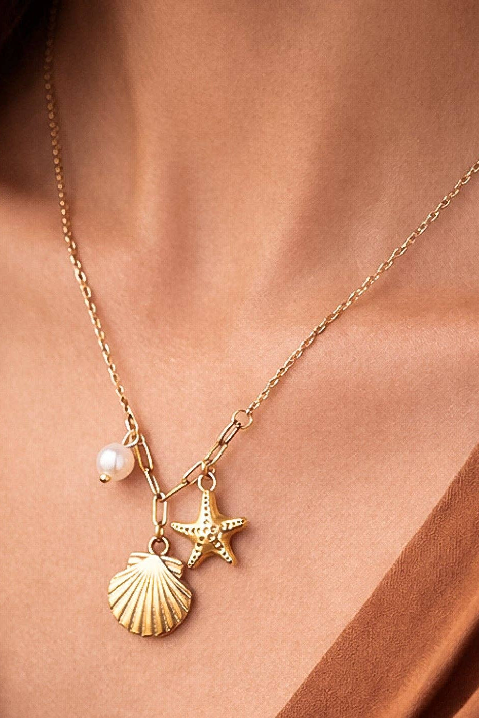 LAGUNA NECKLACE