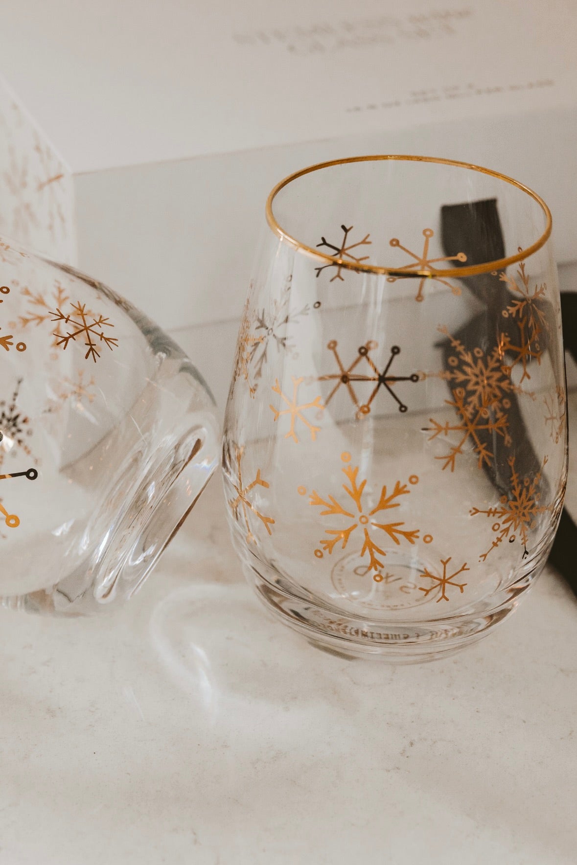 SNOWFLAKE WINE GLASSES - SET OF 2