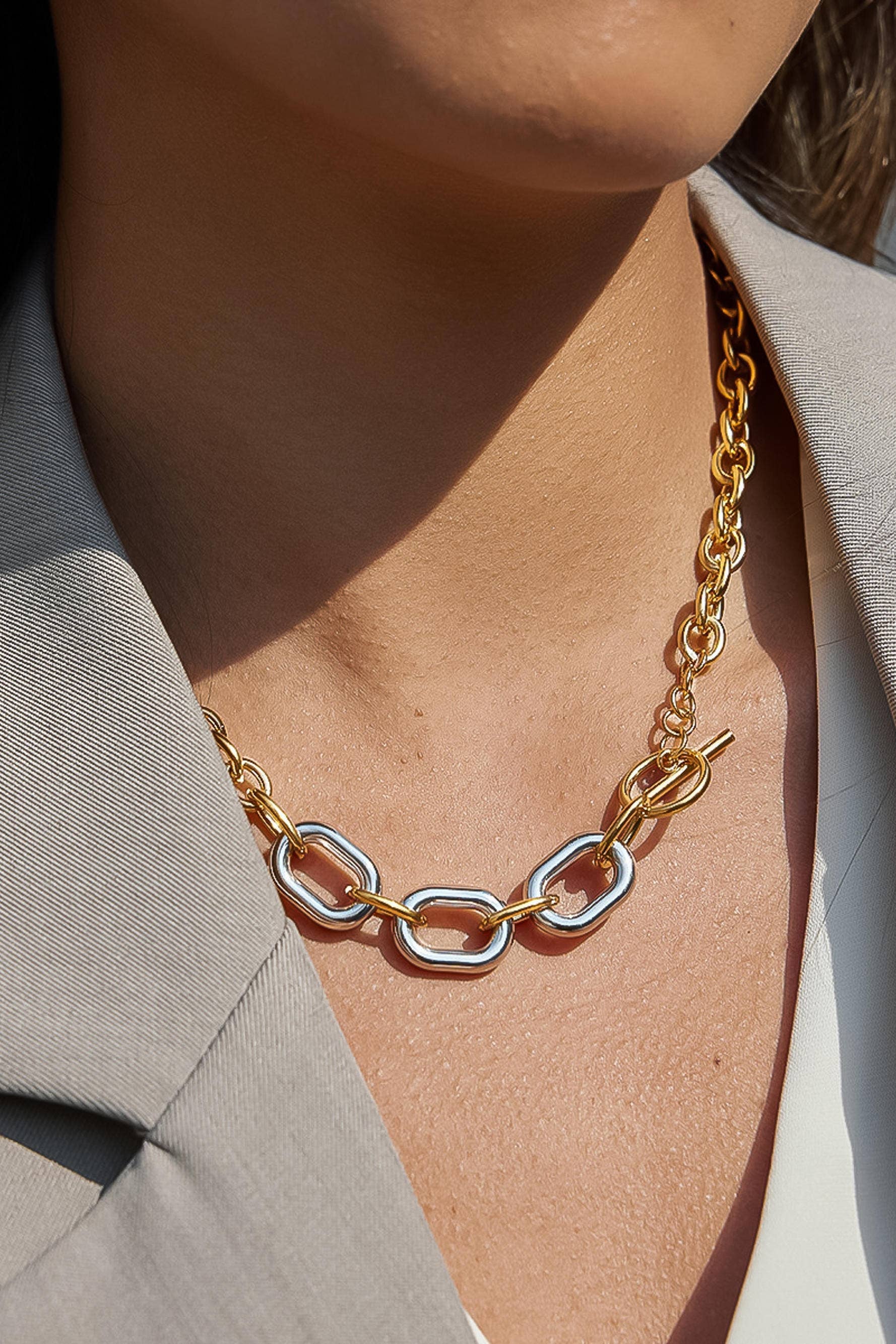 LURETTE NECKLACE