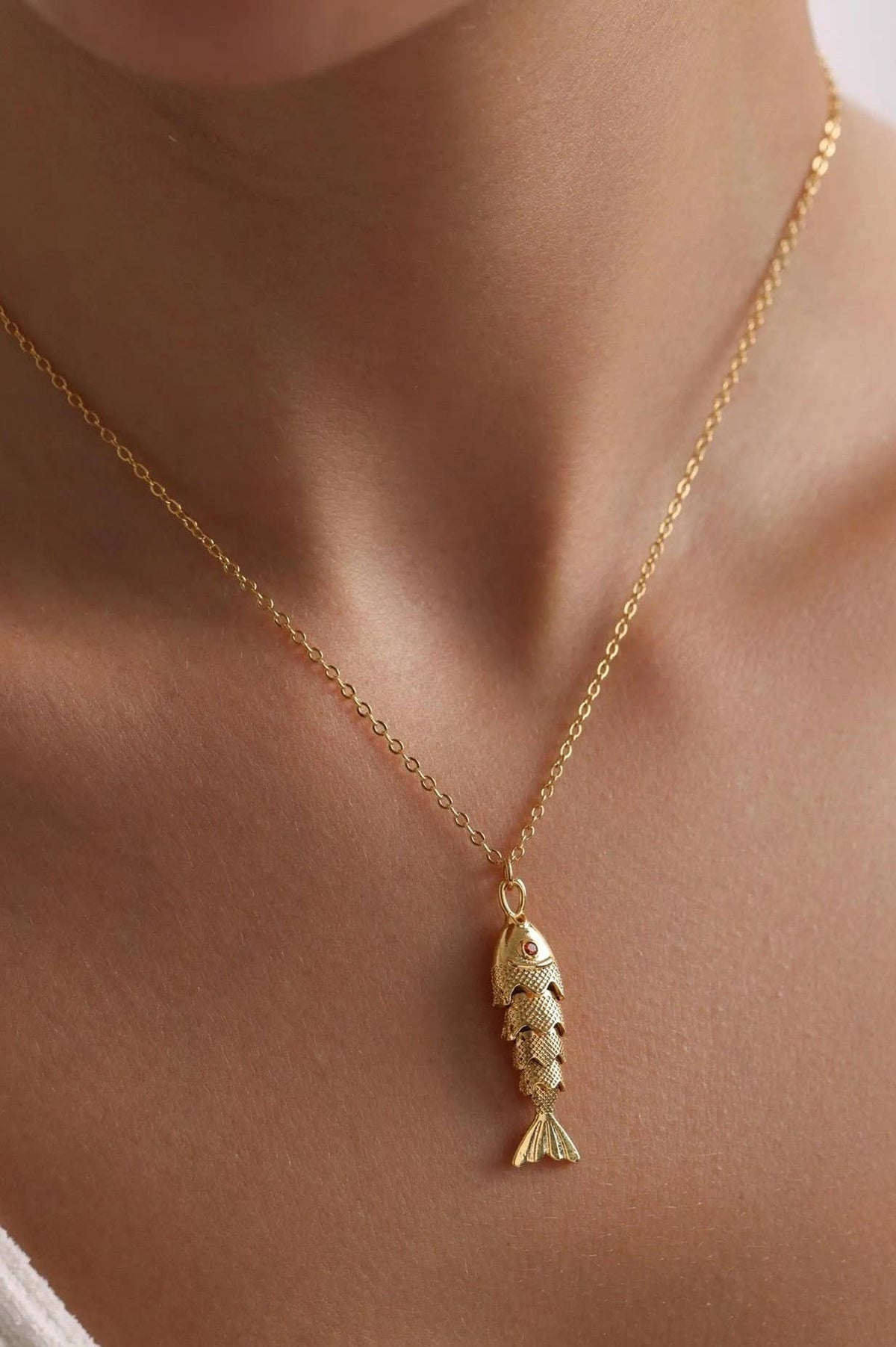 FISHERMAN PENDANT NECKLACE