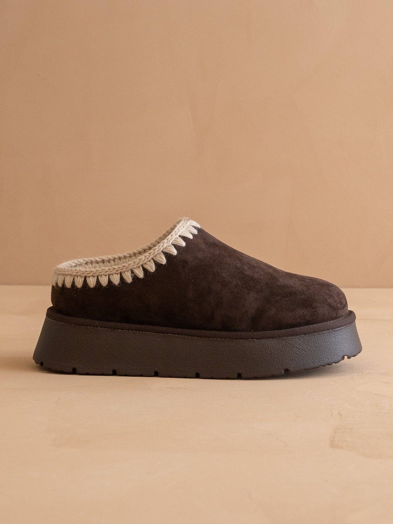 THE HEARTH CLOG