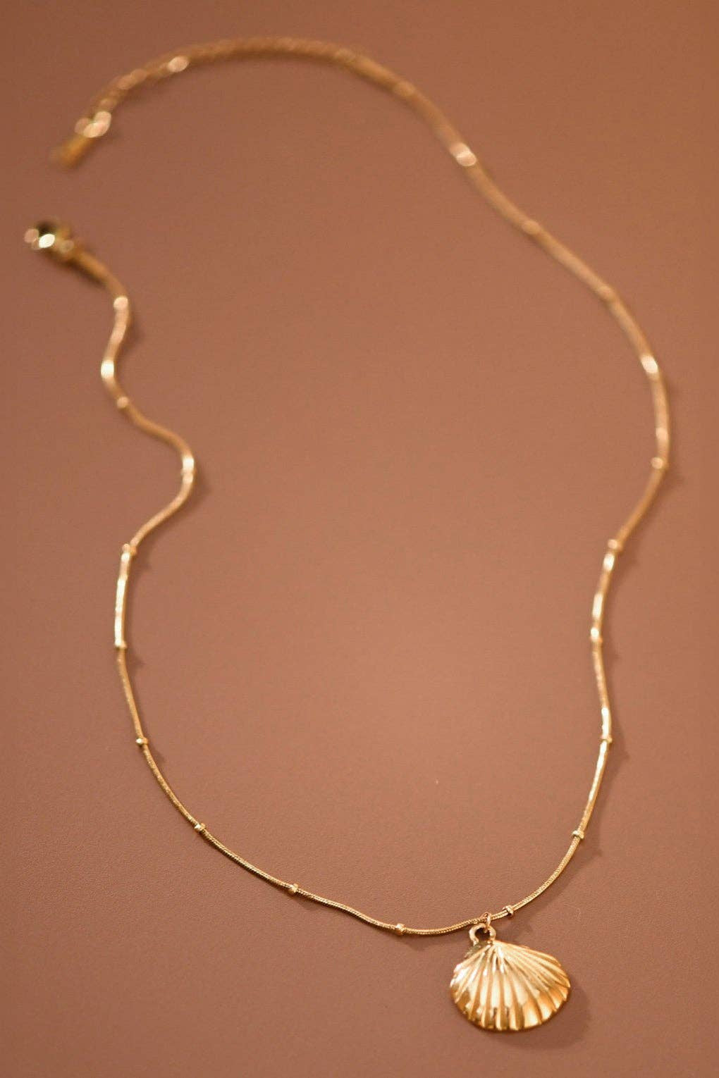 SHELL NECKLACE