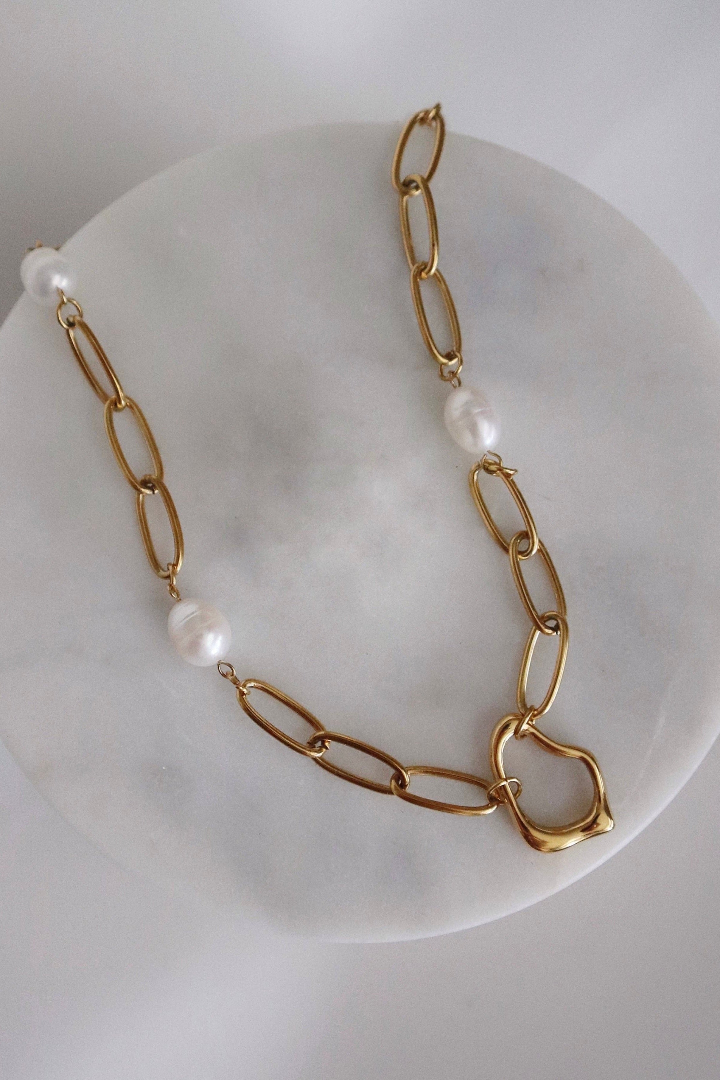 JESSA JEWELRY - AYLA PEARL NECKLACE