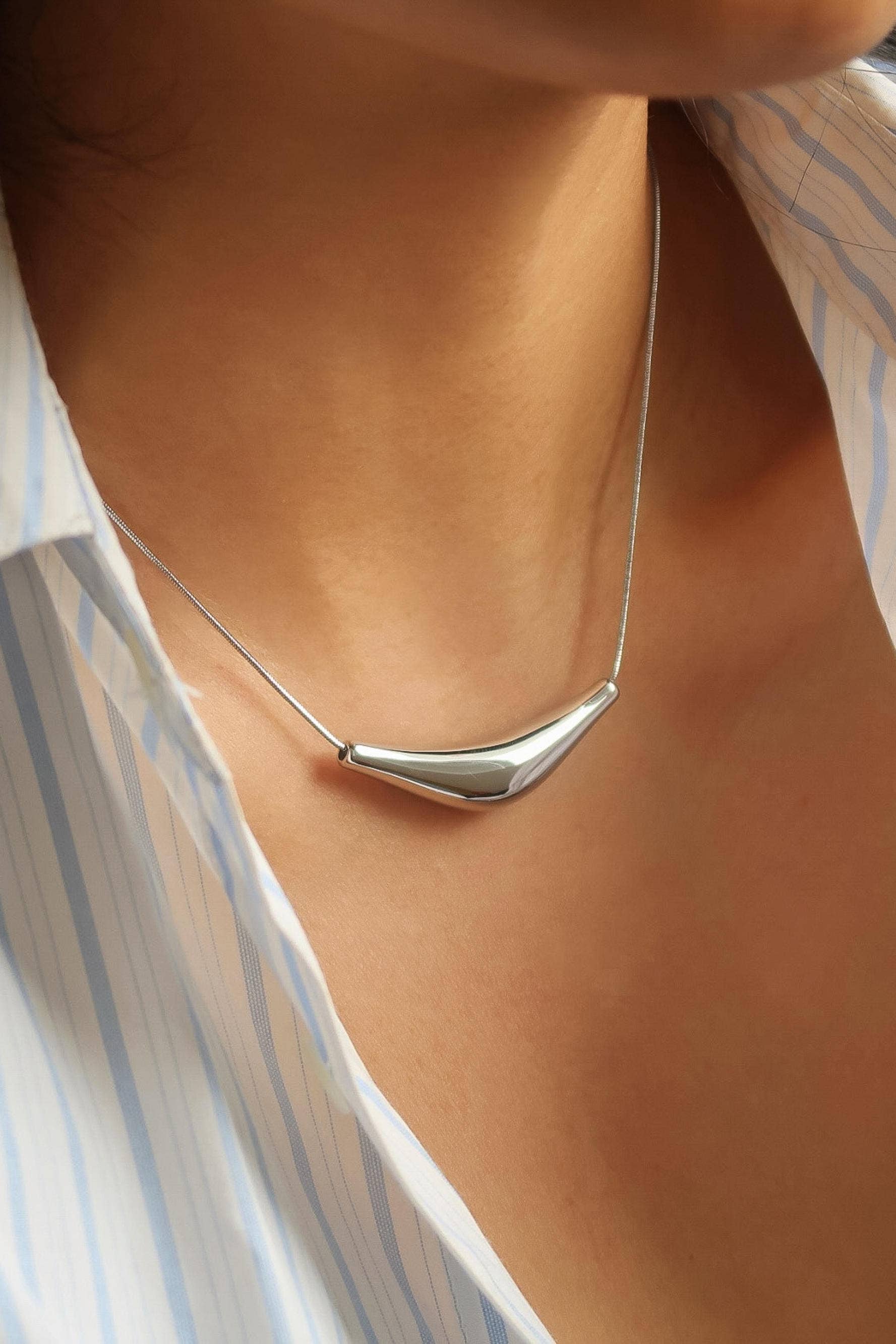 CENDRE NECKLACE