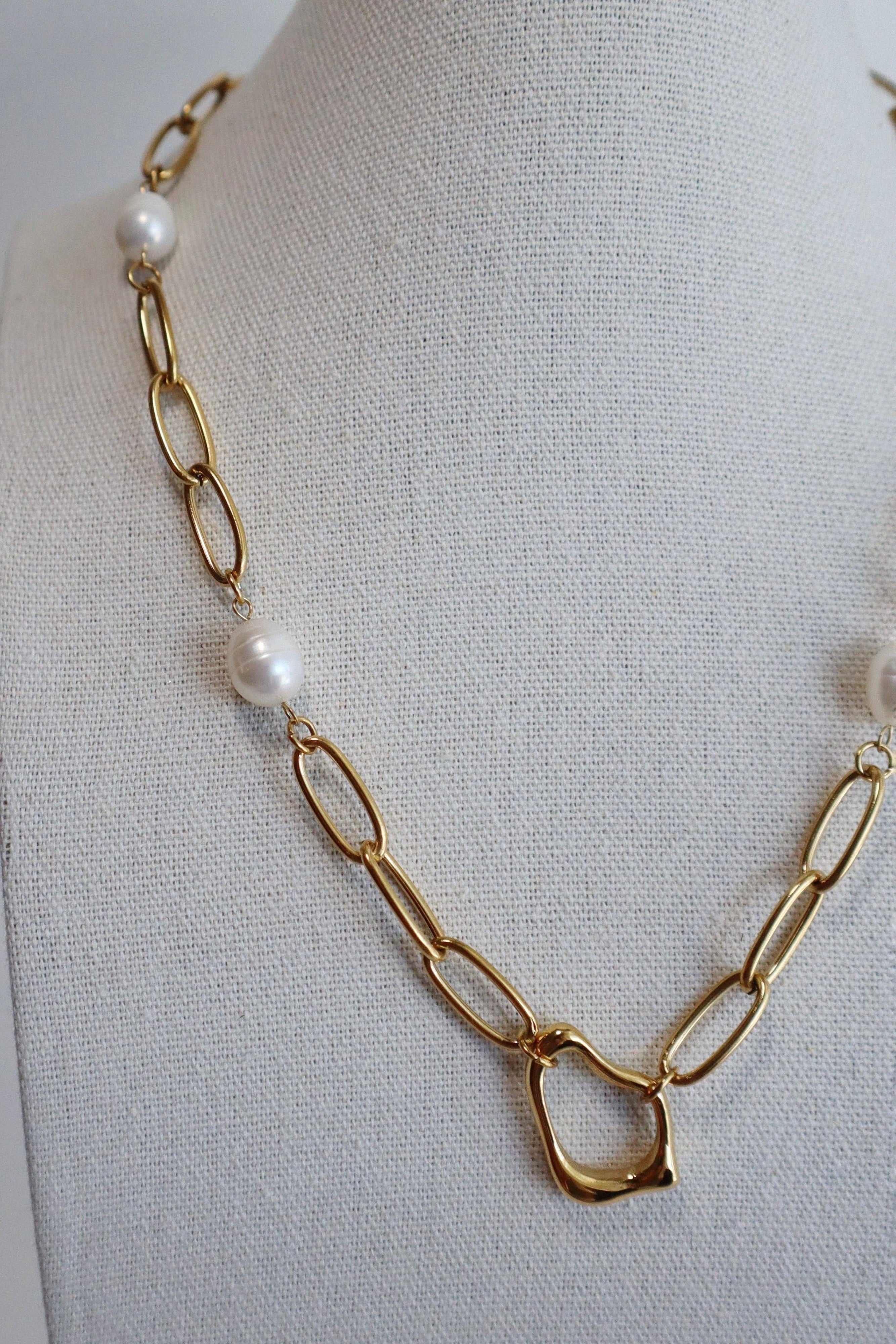 JESSA JEWELRY - AYLA PEARL NECKLACE