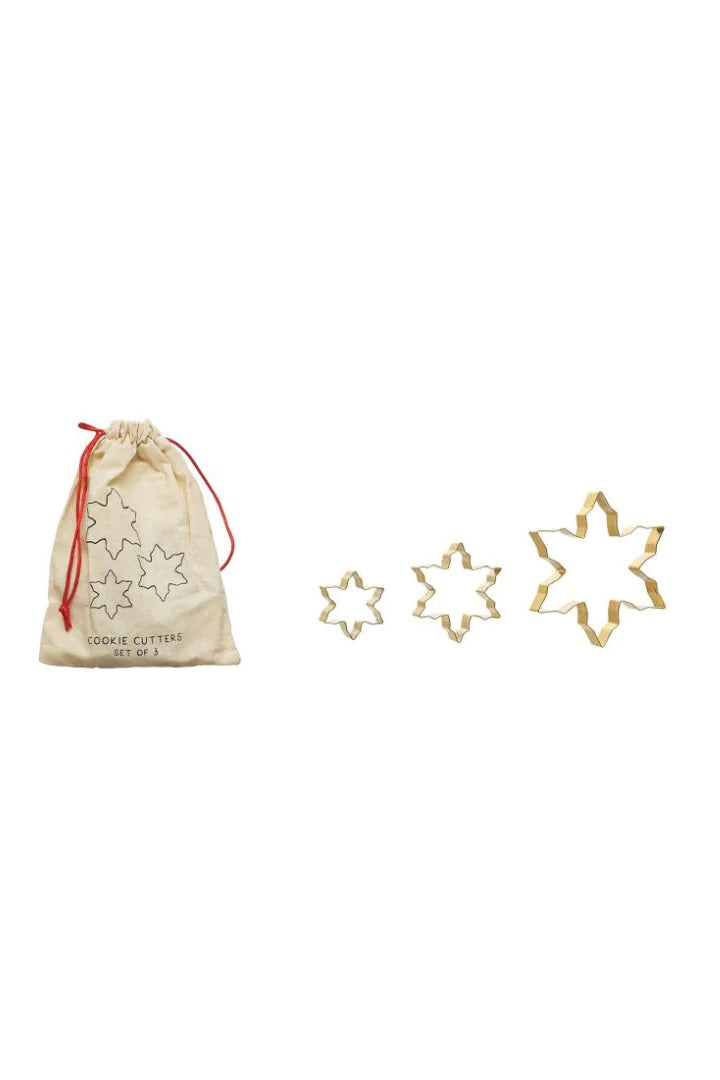 STAINLESS STEEL COOKIE CUTTERS IN PRINTED DRAWSTRING BAG