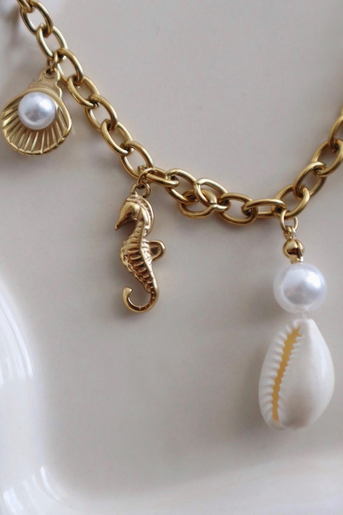JESSA JEWELRY - COASTAL BEACH CHARM NECKLACE