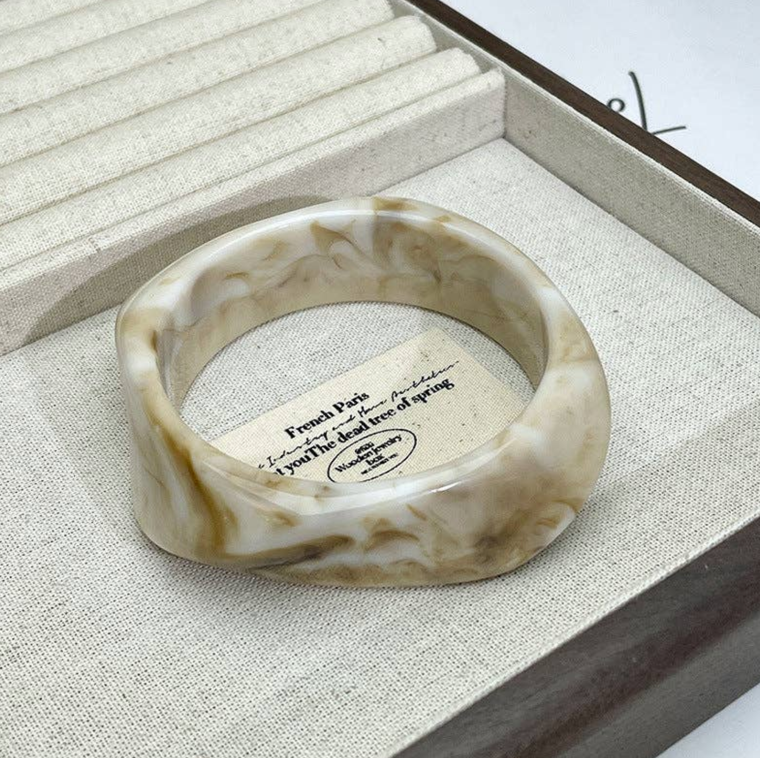 SEASHORE ACRYLIC BANGLE