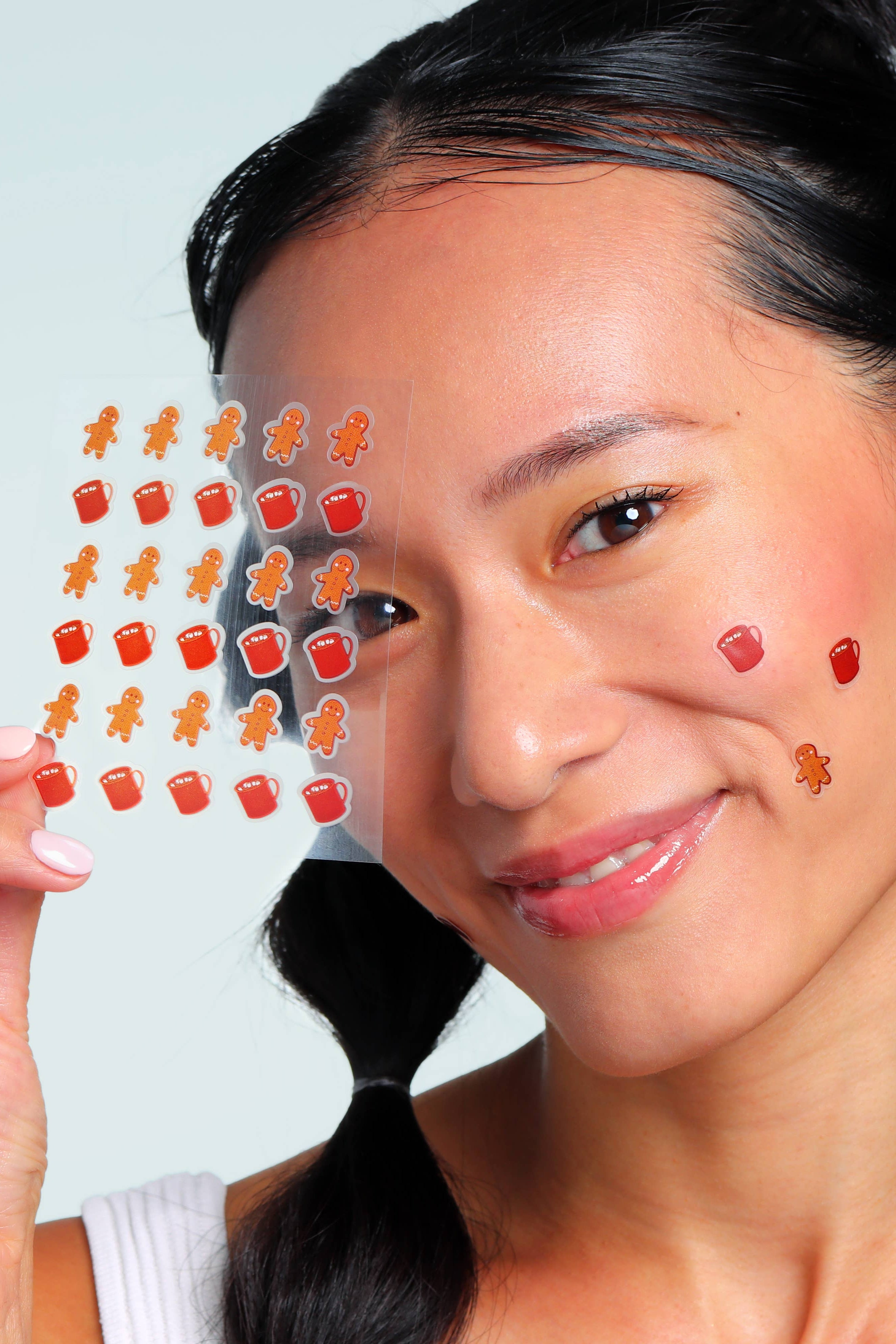 HOLIDAY TREATS: HYDROCOLLOID PIMPLE PATCHES