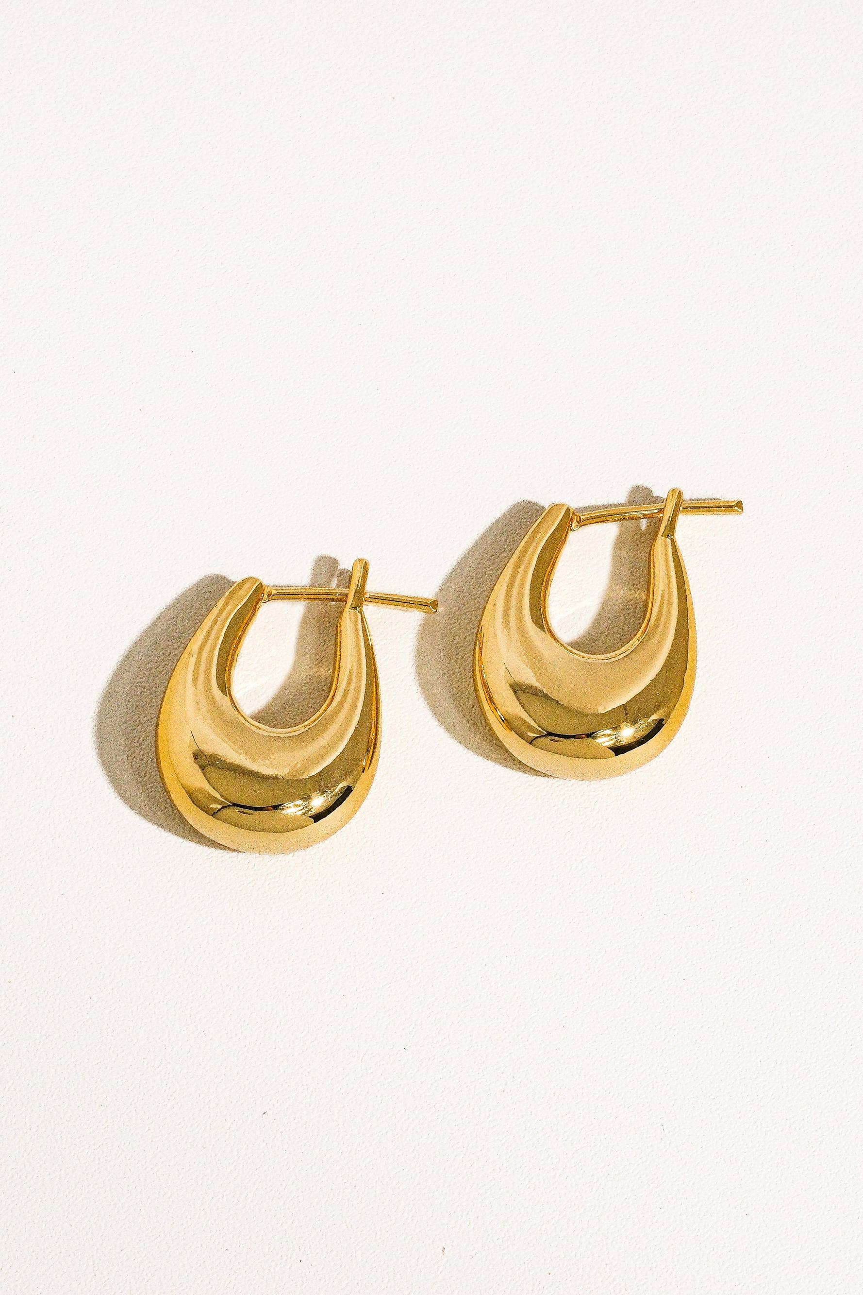 QUINN EARRING