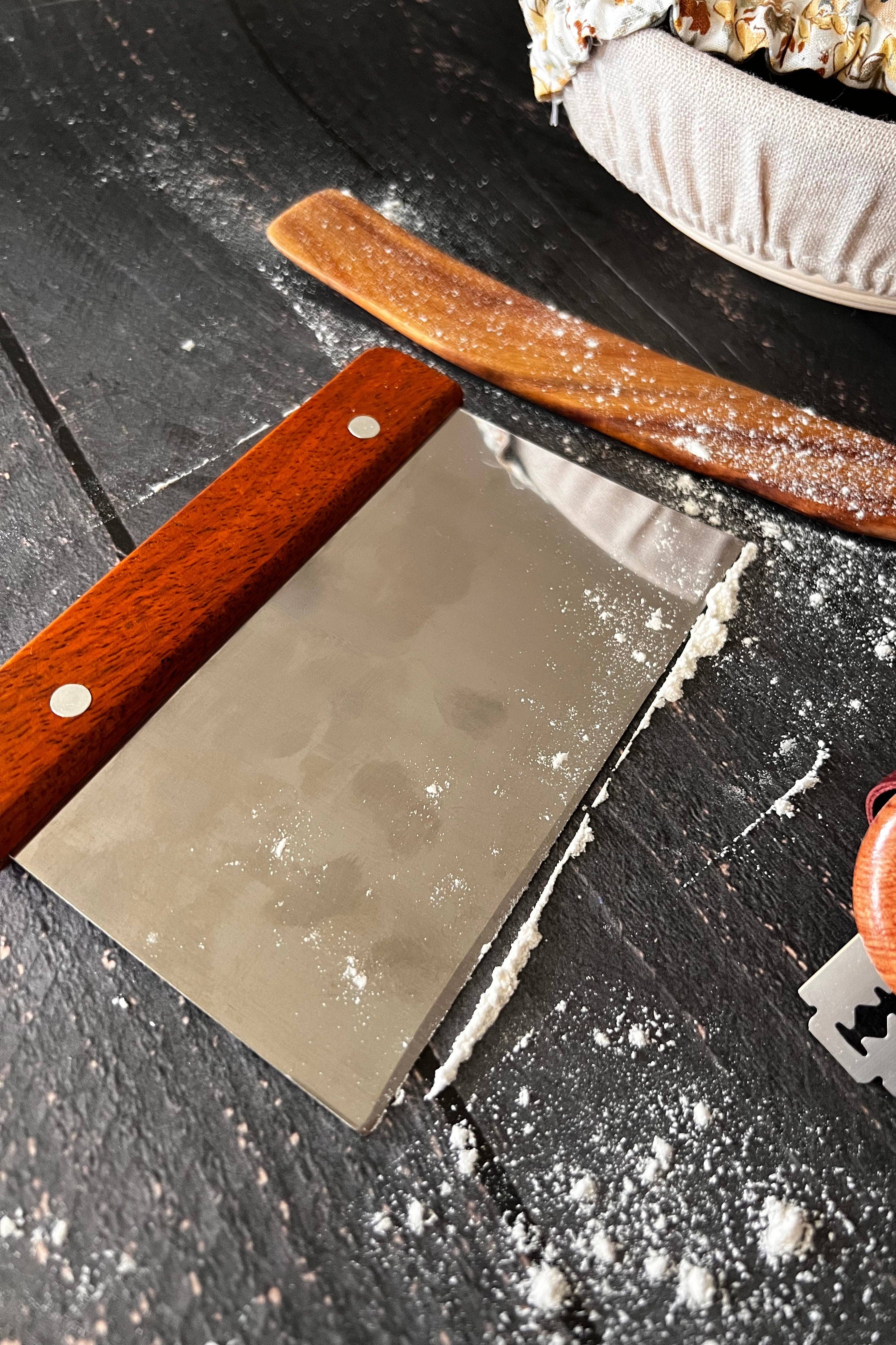 FRENCH BENCH SCRAPER