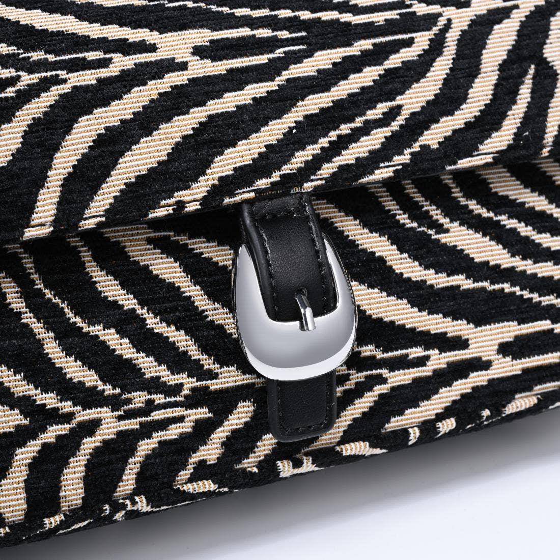 BERKSHIRE BAGUETTE BAG