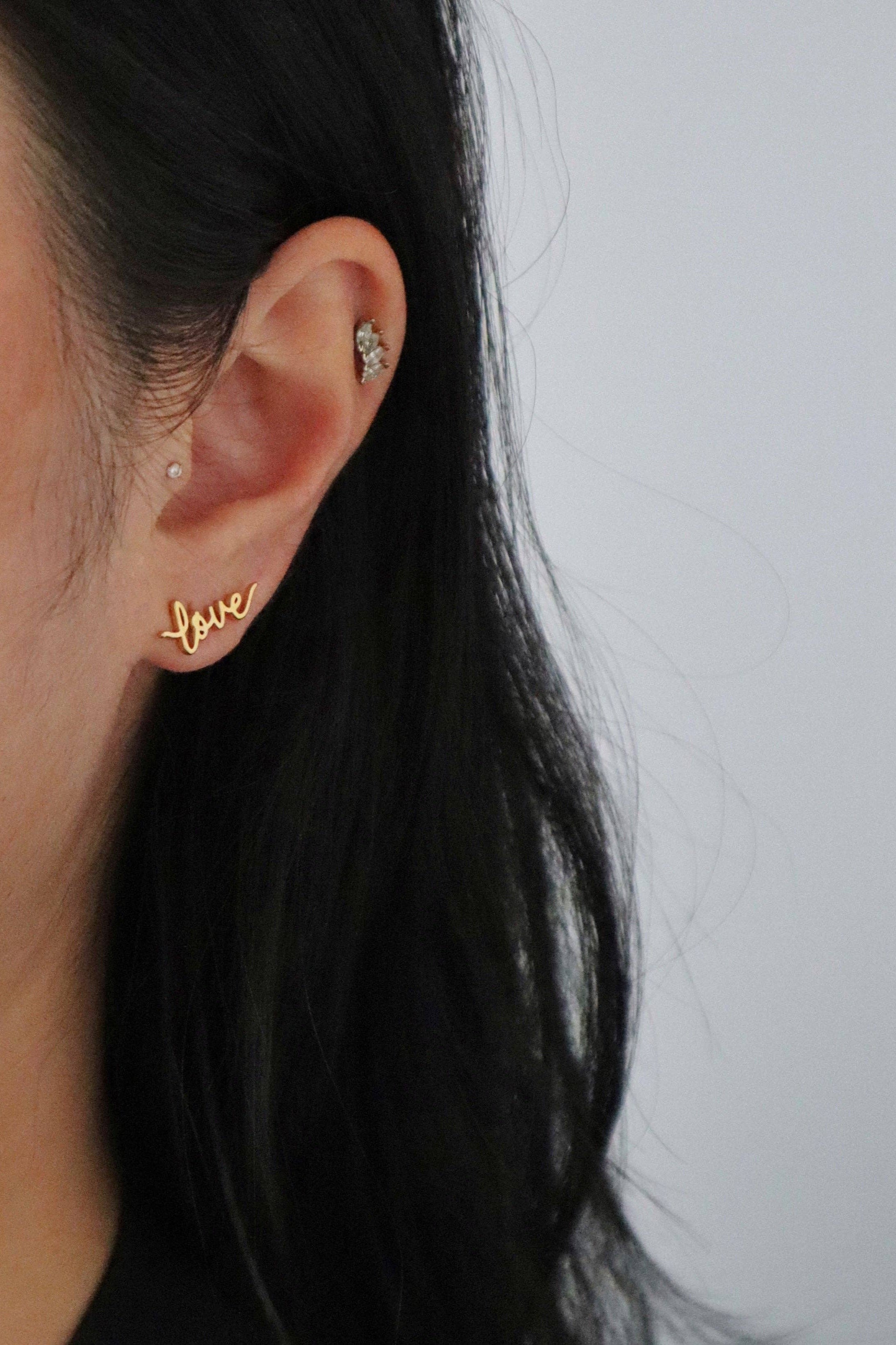 JESSA JEWELRY - DAINTY LOVE STUD EARRINGS