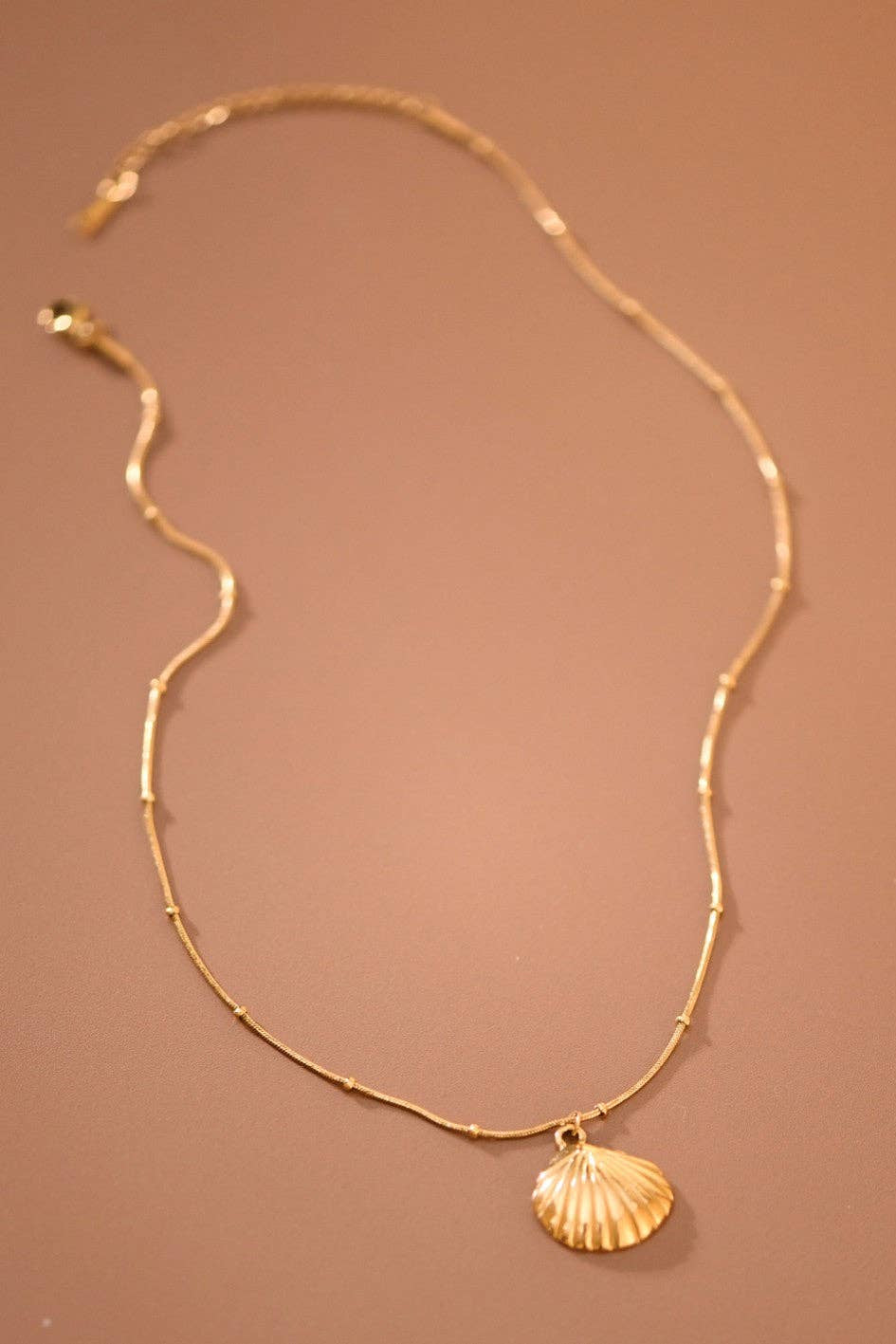 SHELL NECKLACE