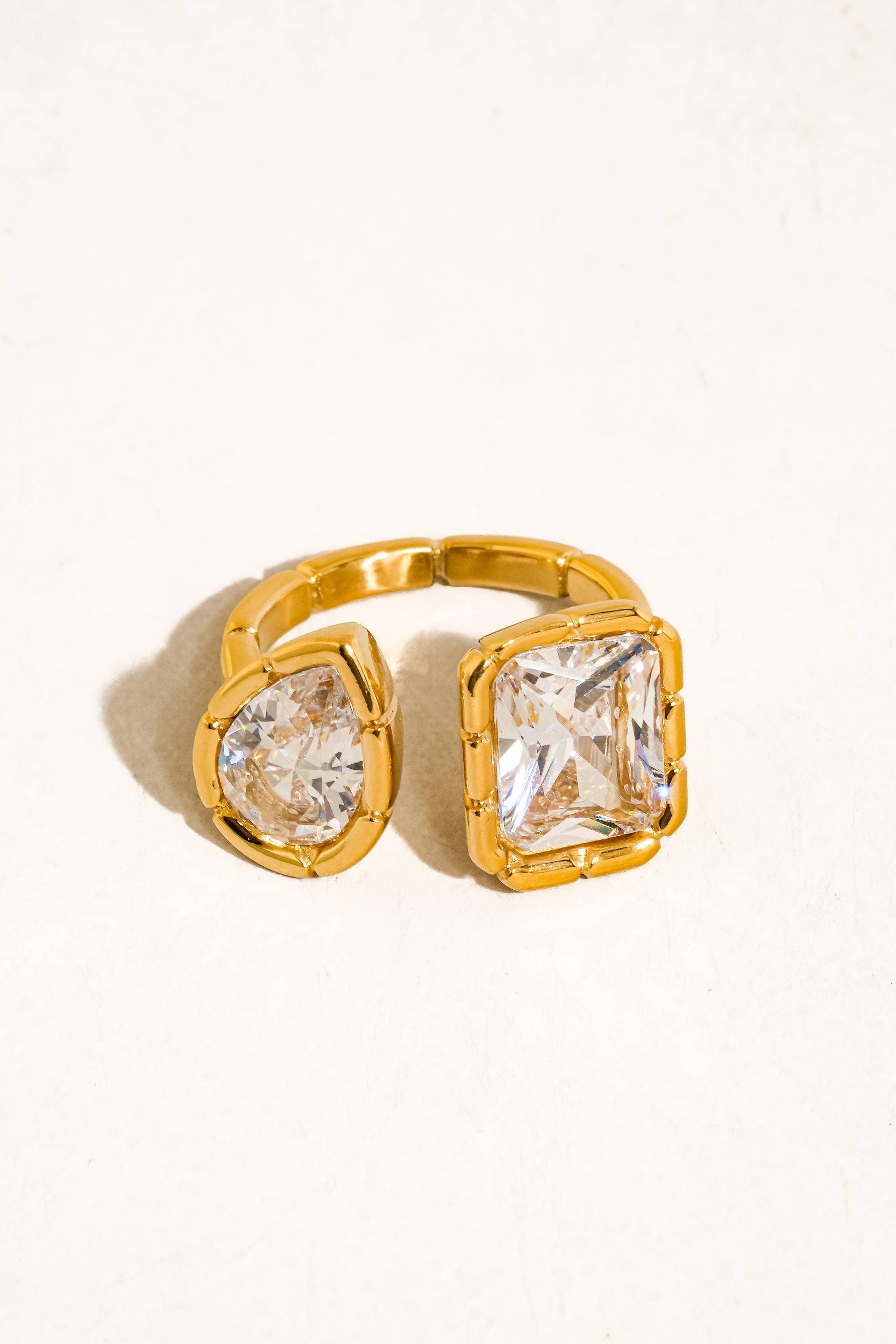 SERREA RING