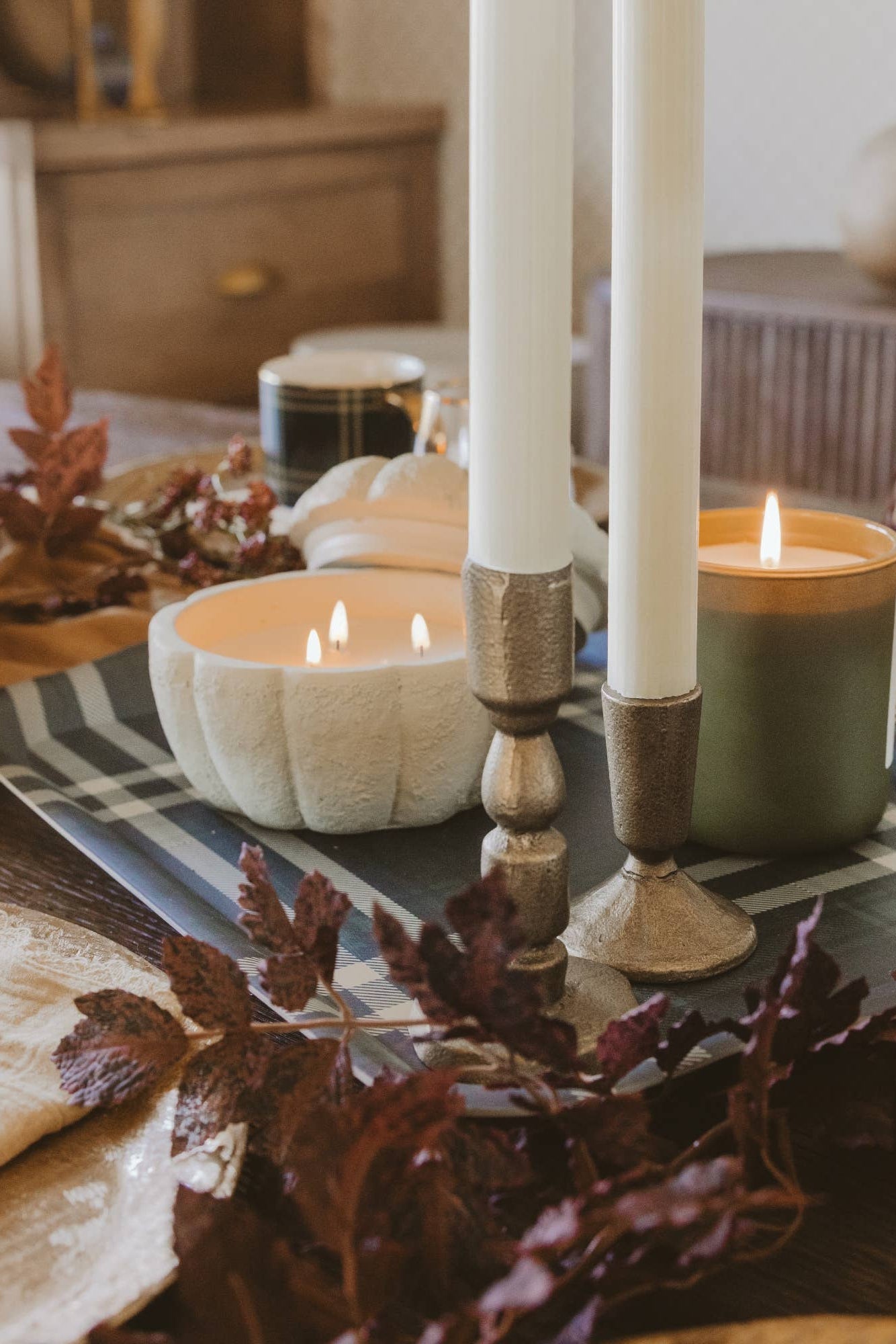 PUMPKIN CANDLE 13.5 oz - CASHMERE AND VANILLA