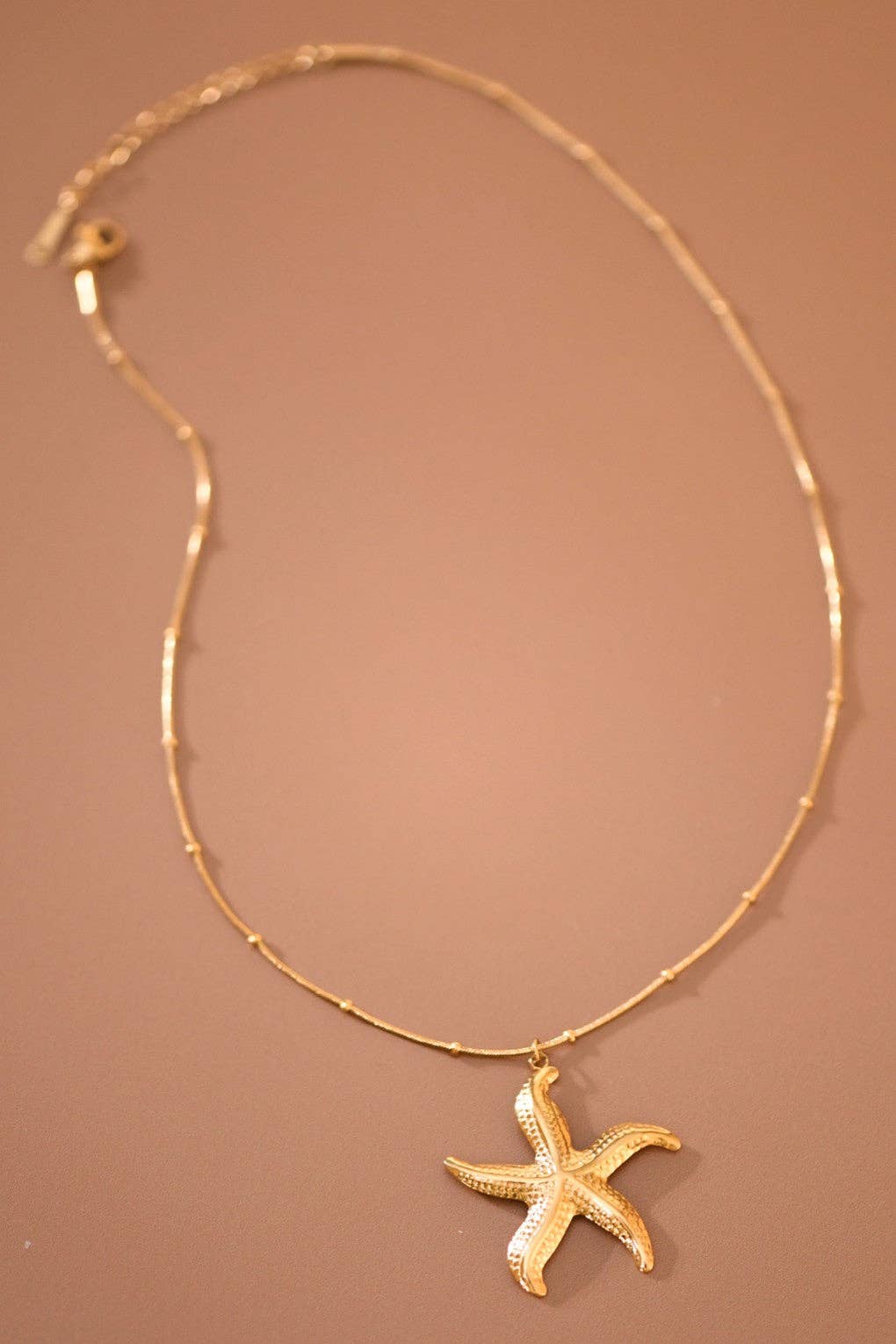 STARFISH NECKLACE
